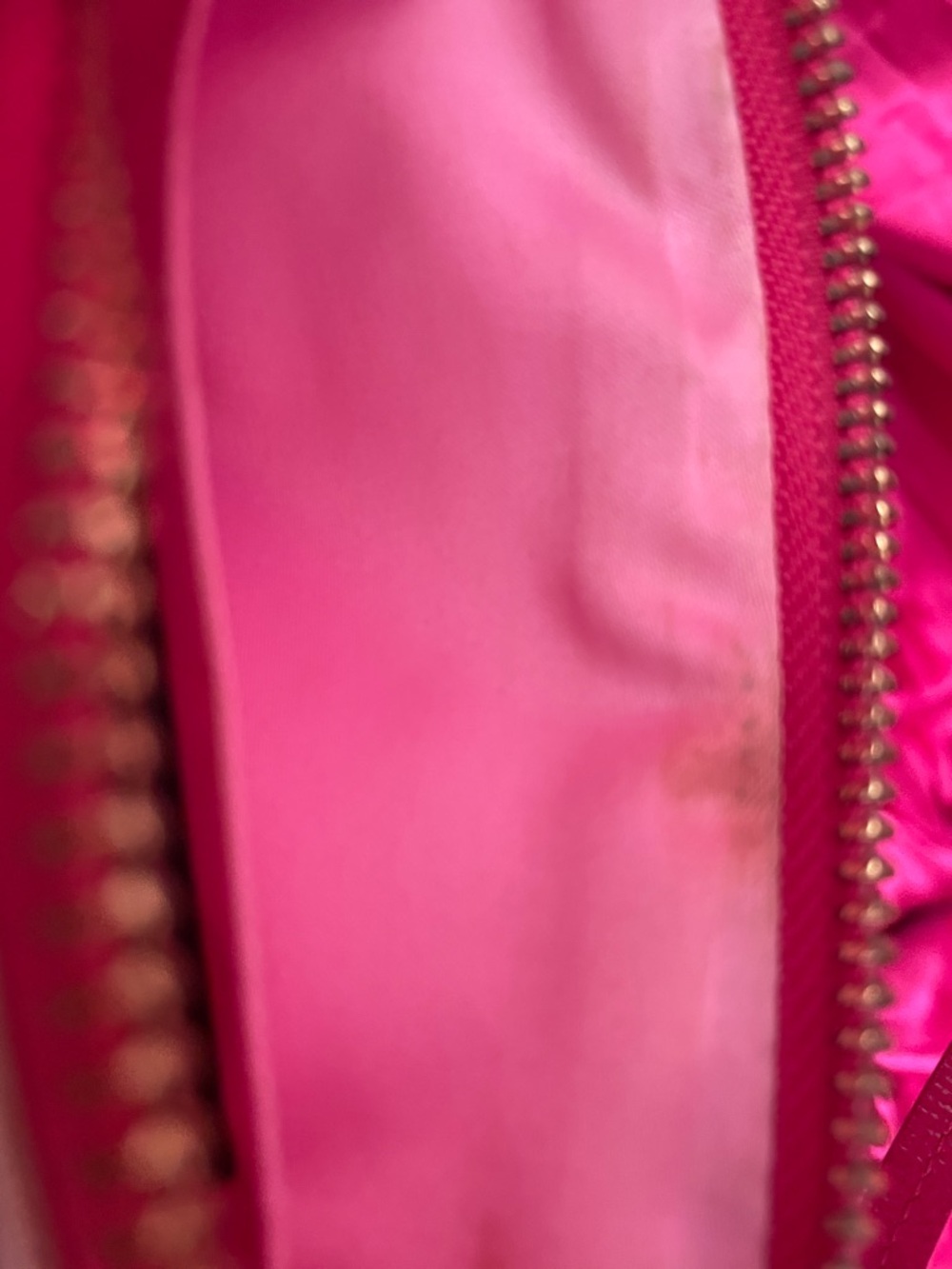 Coach Poppy - pink graffiti wristlet w/pom pom & hang tag - Picture 13 of 15